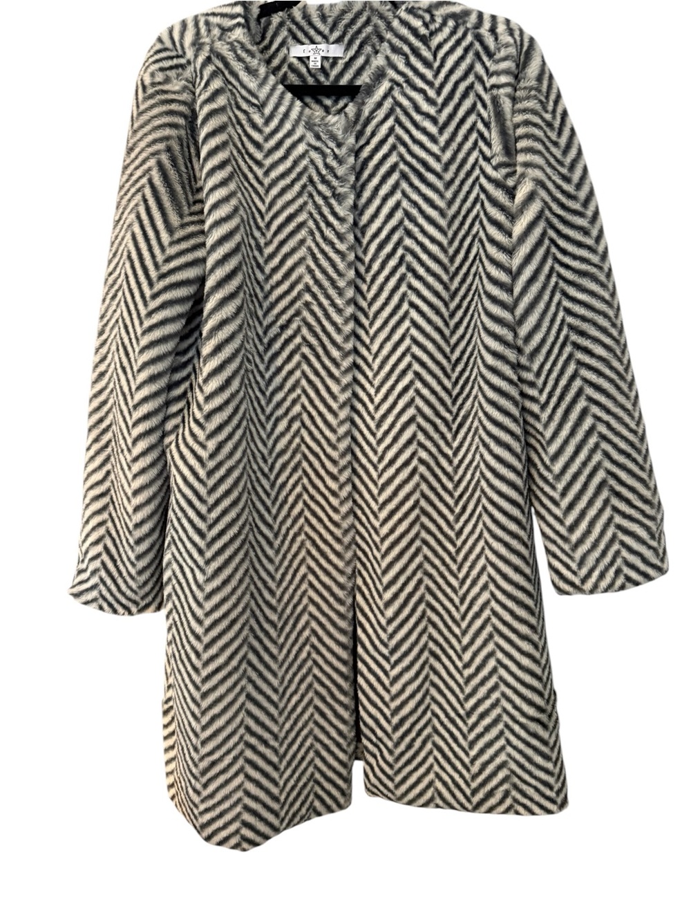 Fever Chevron Faux Fur Coat | Gray & Ivory | Size M | Soft Teddy Coat